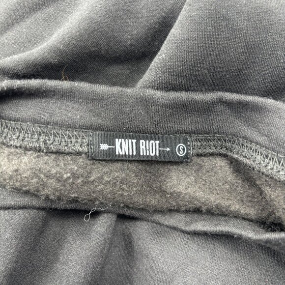 Black Knit Riot Cropped Sweatshirt With Blue Star & Rainbow Sleeve Stripes Women - Picture 4 of 11